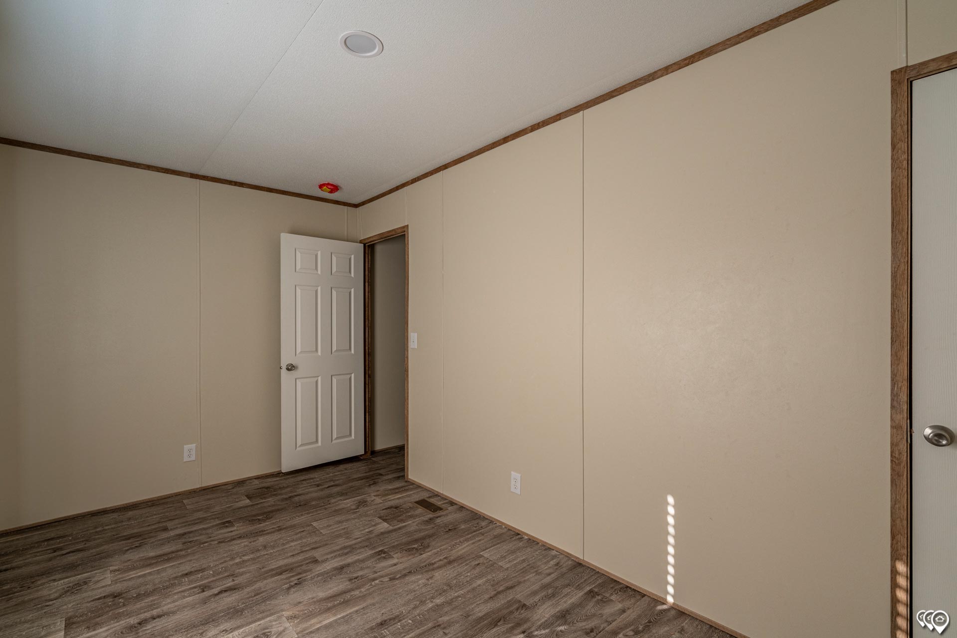 Villager Singles 16723A from Palm Harbor Village of Elmendorf Palm